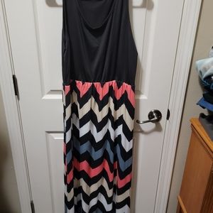 Maxi dress chevron print Size XXL